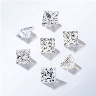 Μικρό μέγεθος Princess Cut Lab Grown Diamond